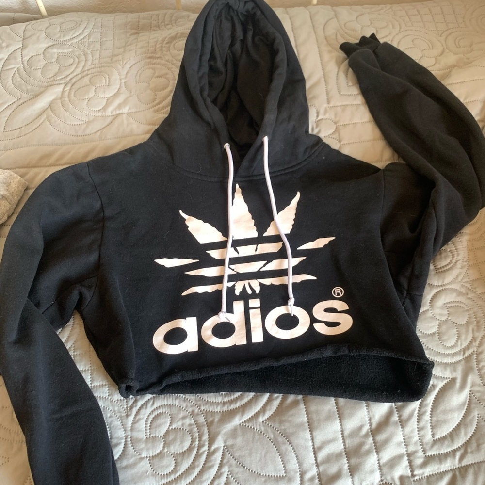 Adios crop top